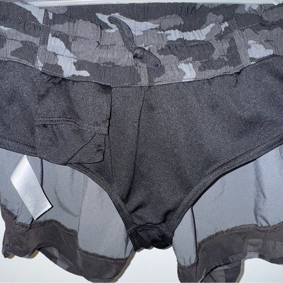 Athleta Women's Camo Print Mesh Racer Run Shorts Size XXS - Picture 2 of 7
